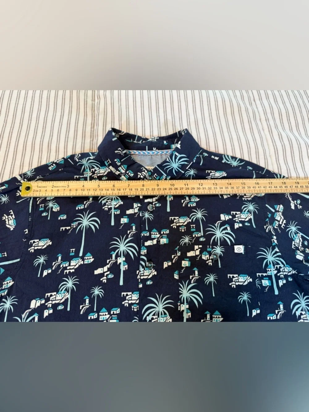 Reverse Threads Men’s Short Sleeve Button Down Shirt Size M - Picture 9 of 14